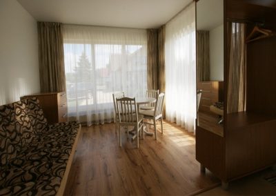 Apartamentai (2+1)